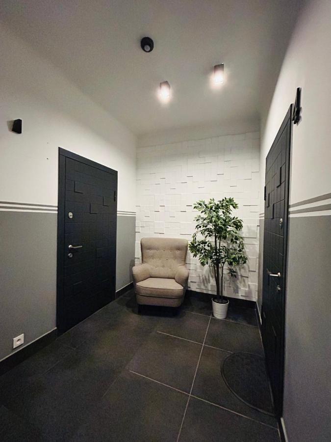 The Right Coast Apartment With Free Private Parking Riga Exterior foto